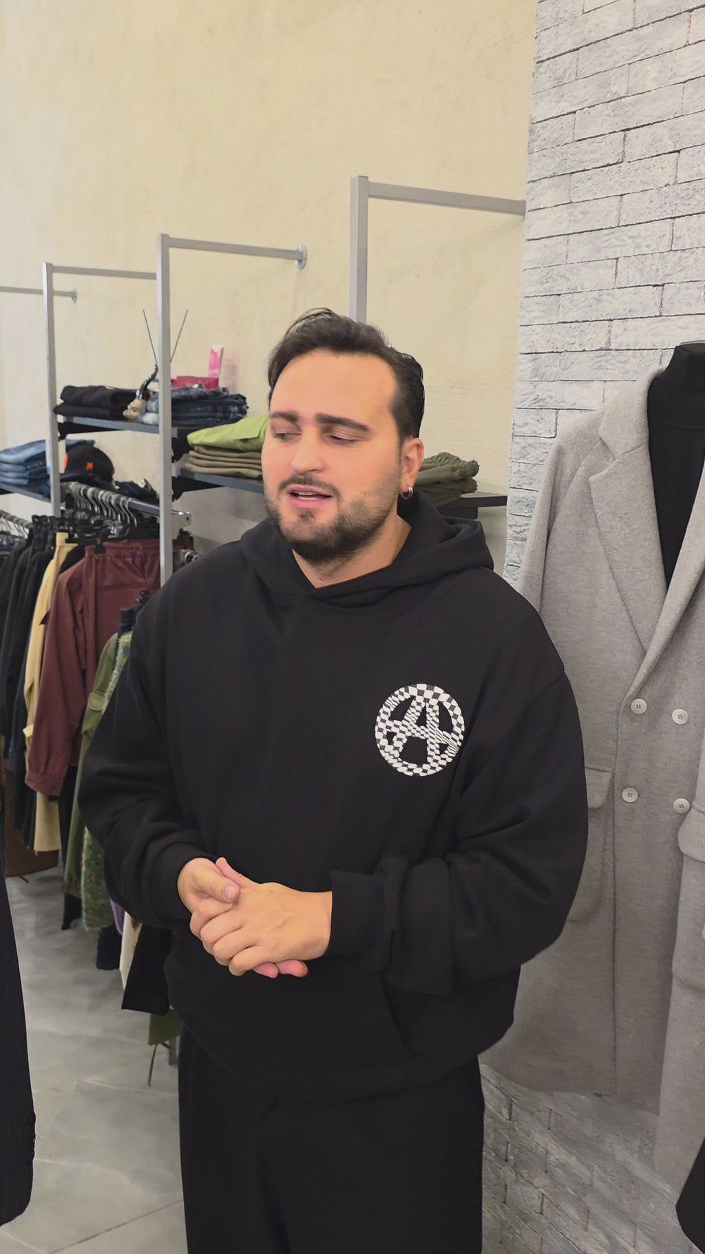 Abito gessato in lana