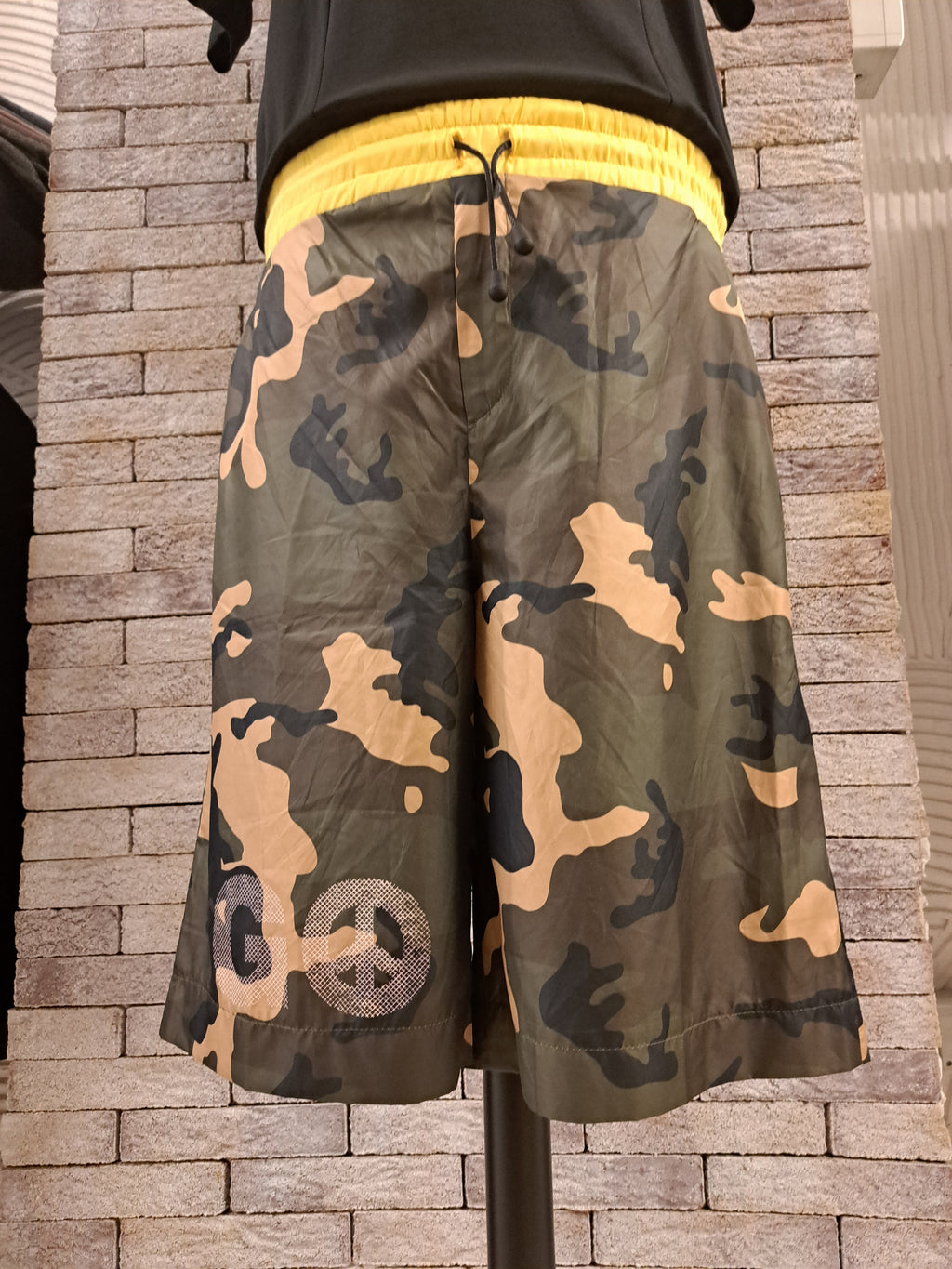 Bermuda Alessandro dell'acqua