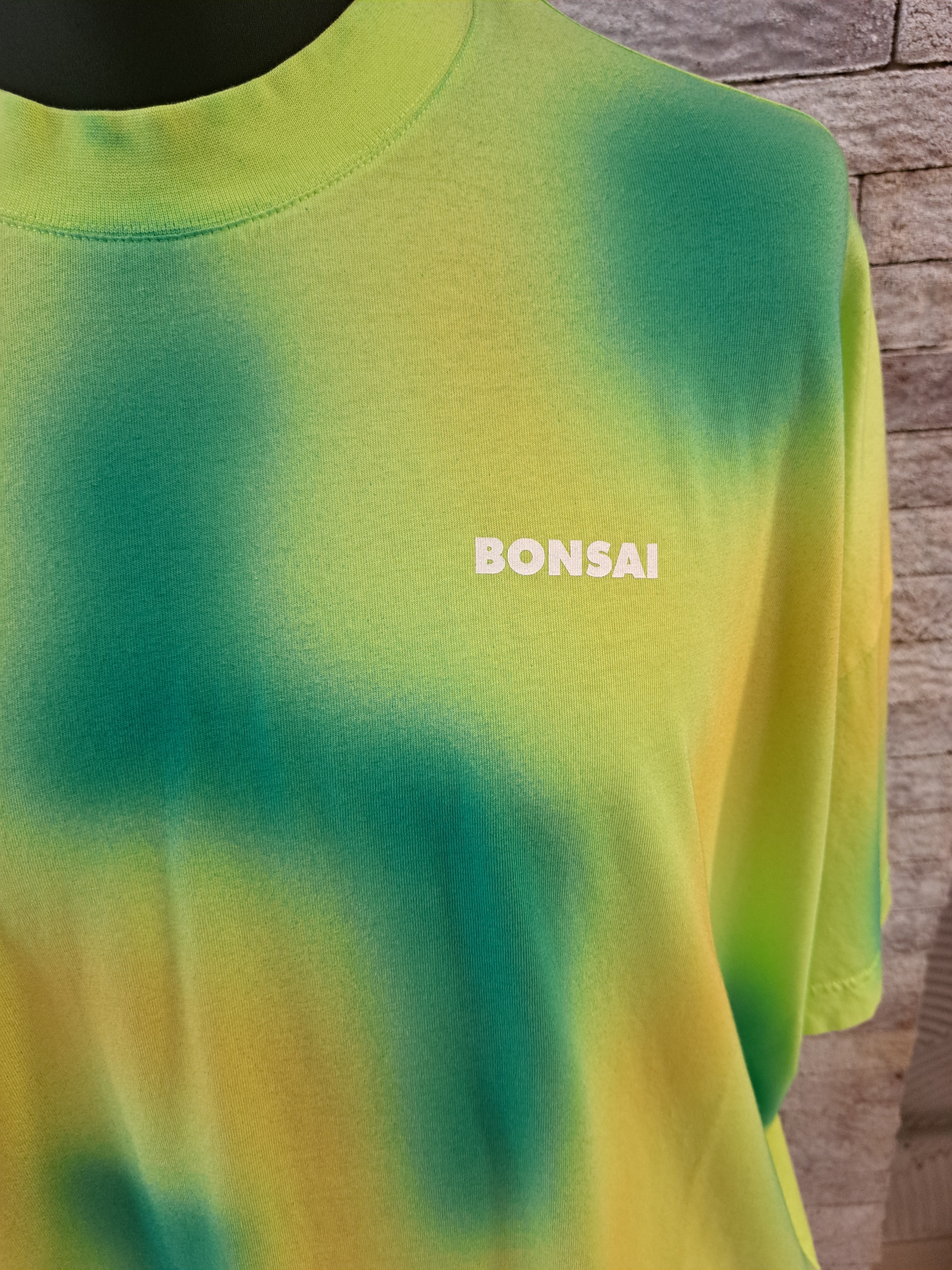 T-shirt bonsai