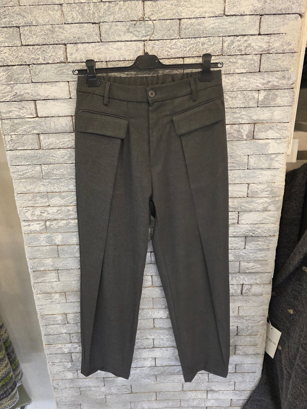 Pantalone con pince