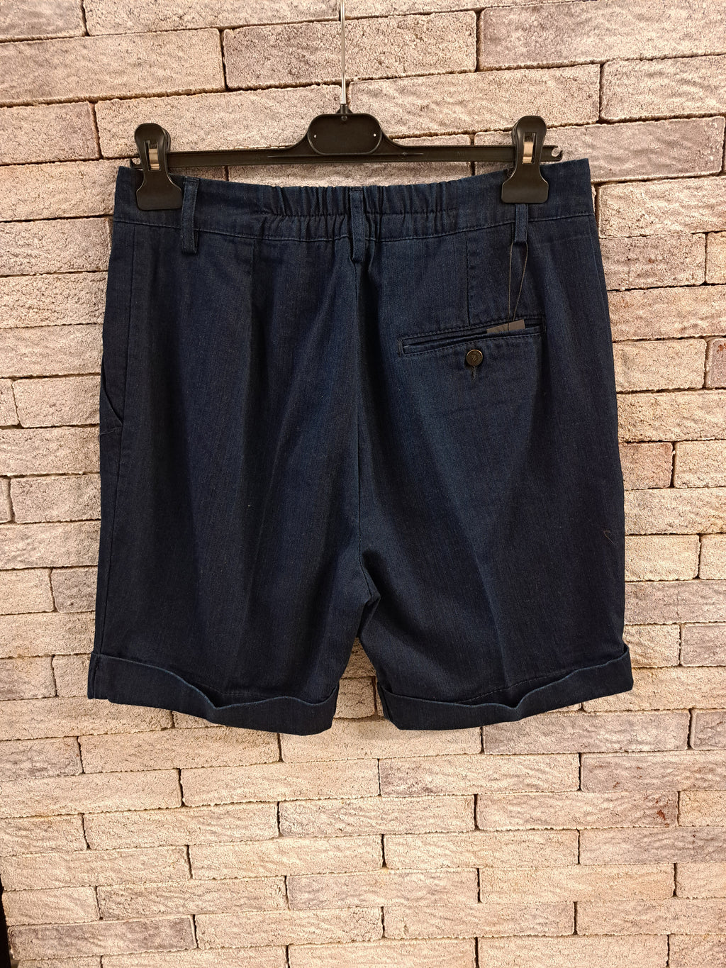 Bermuda con elastico