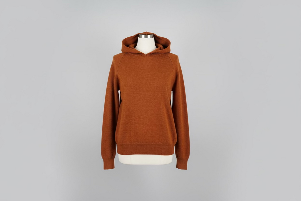 Maglione con cappuccio