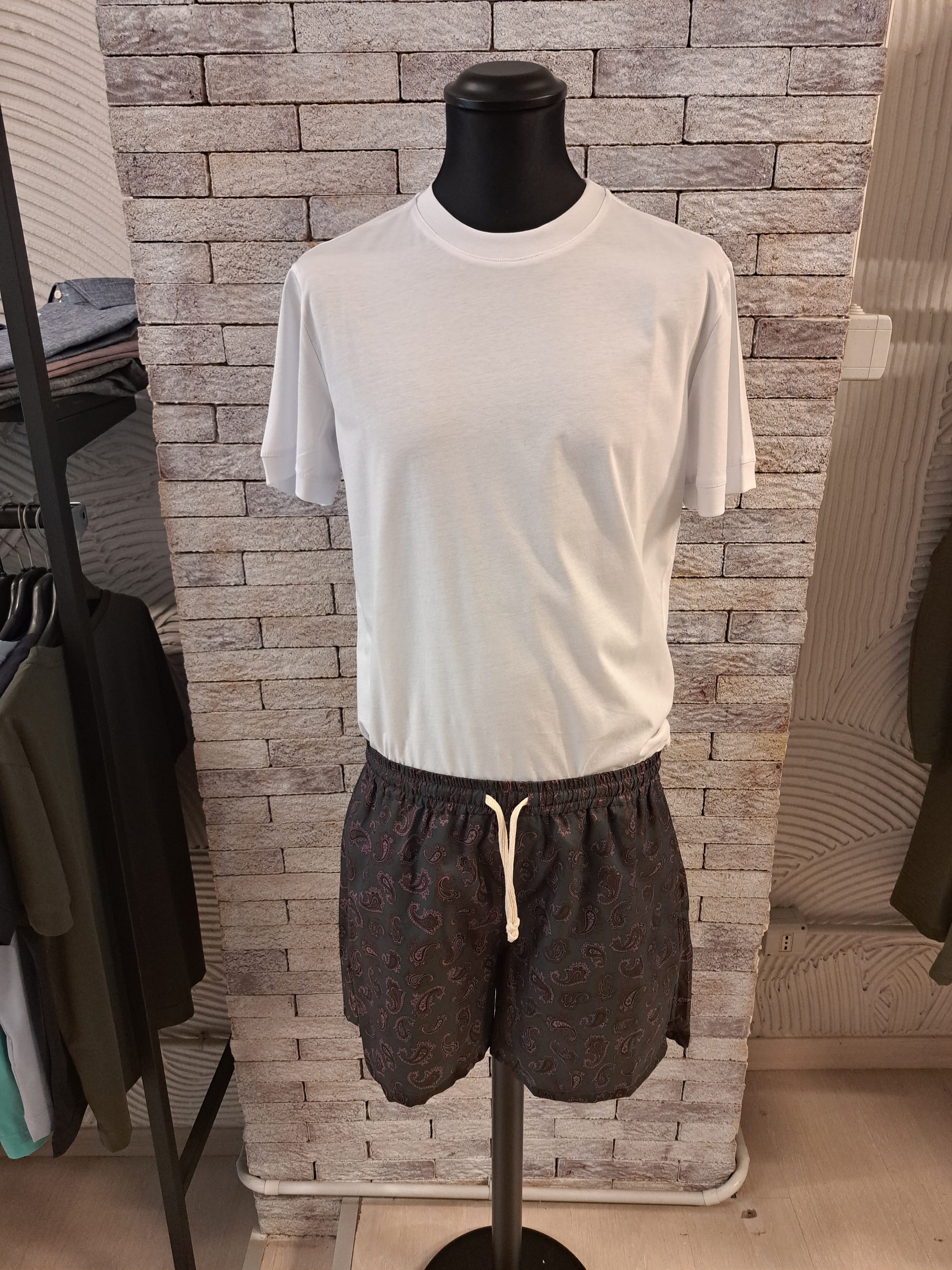 Costume black circus