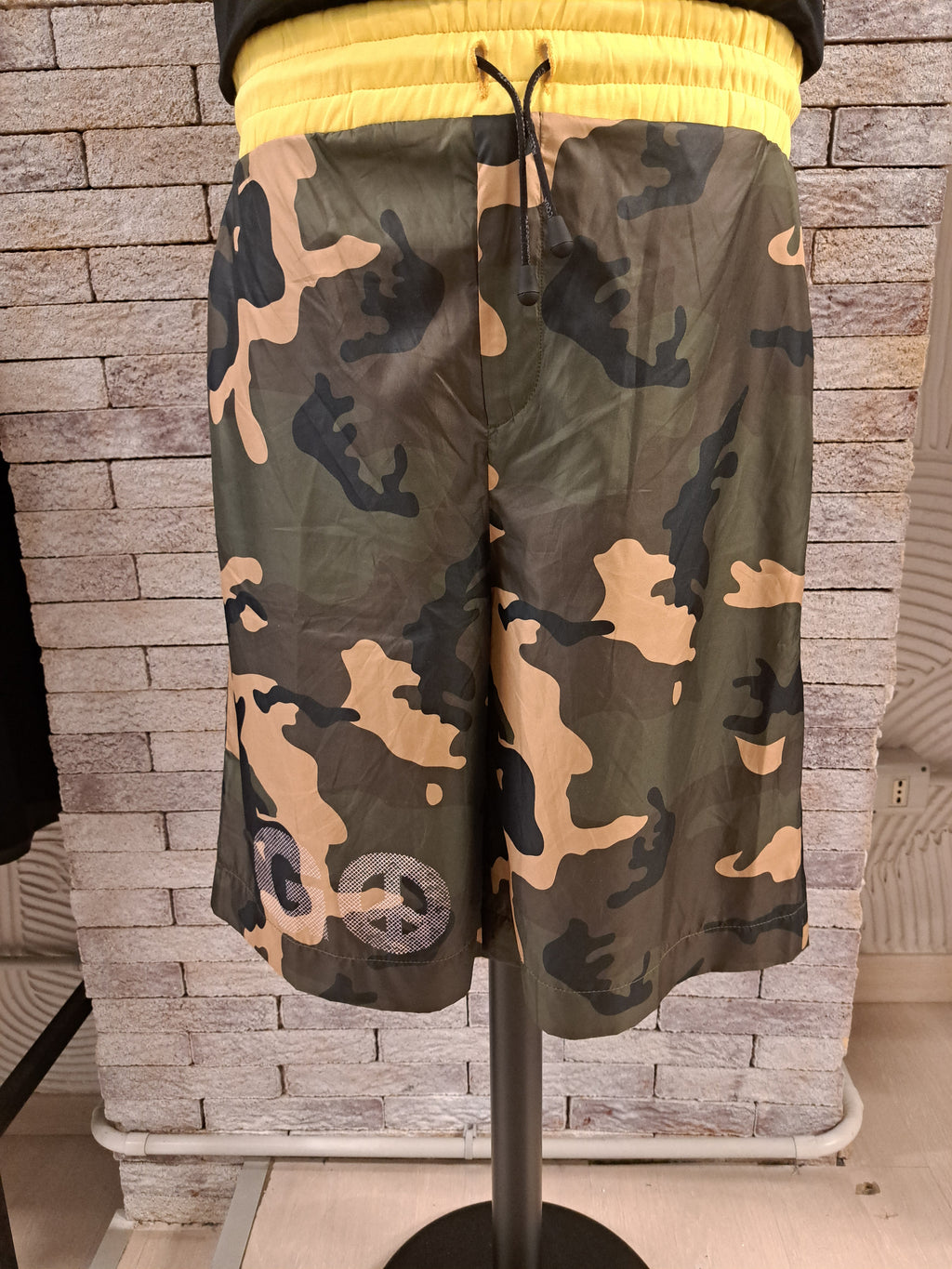 Bermuda Alessandro dell'acqua